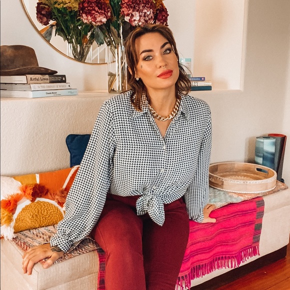 Meet your Posher, Rachel - Picture 2 of 6